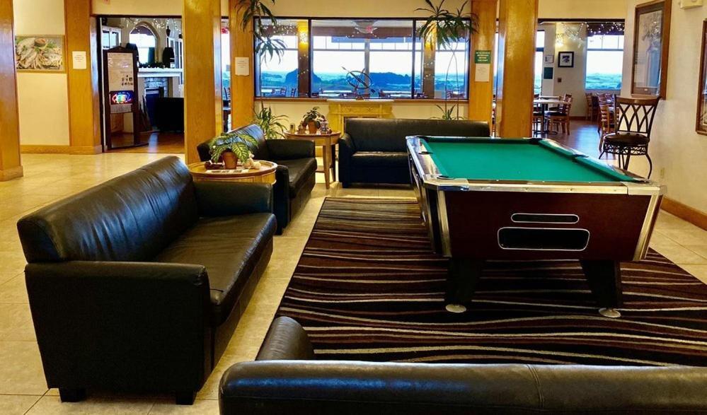קרסנט סיטי Oceanfront Lodge מראה חיצוני תמונה