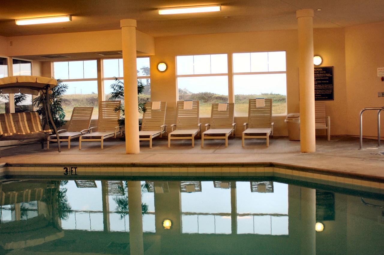 קרסנט סיטי Oceanfront Lodge מראה חיצוני תמונה
