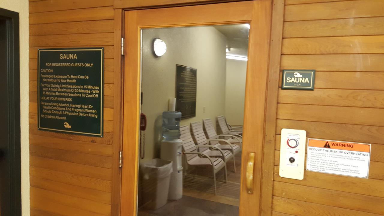 קרסנט סיטי Oceanfront Lodge מראה חיצוני תמונה