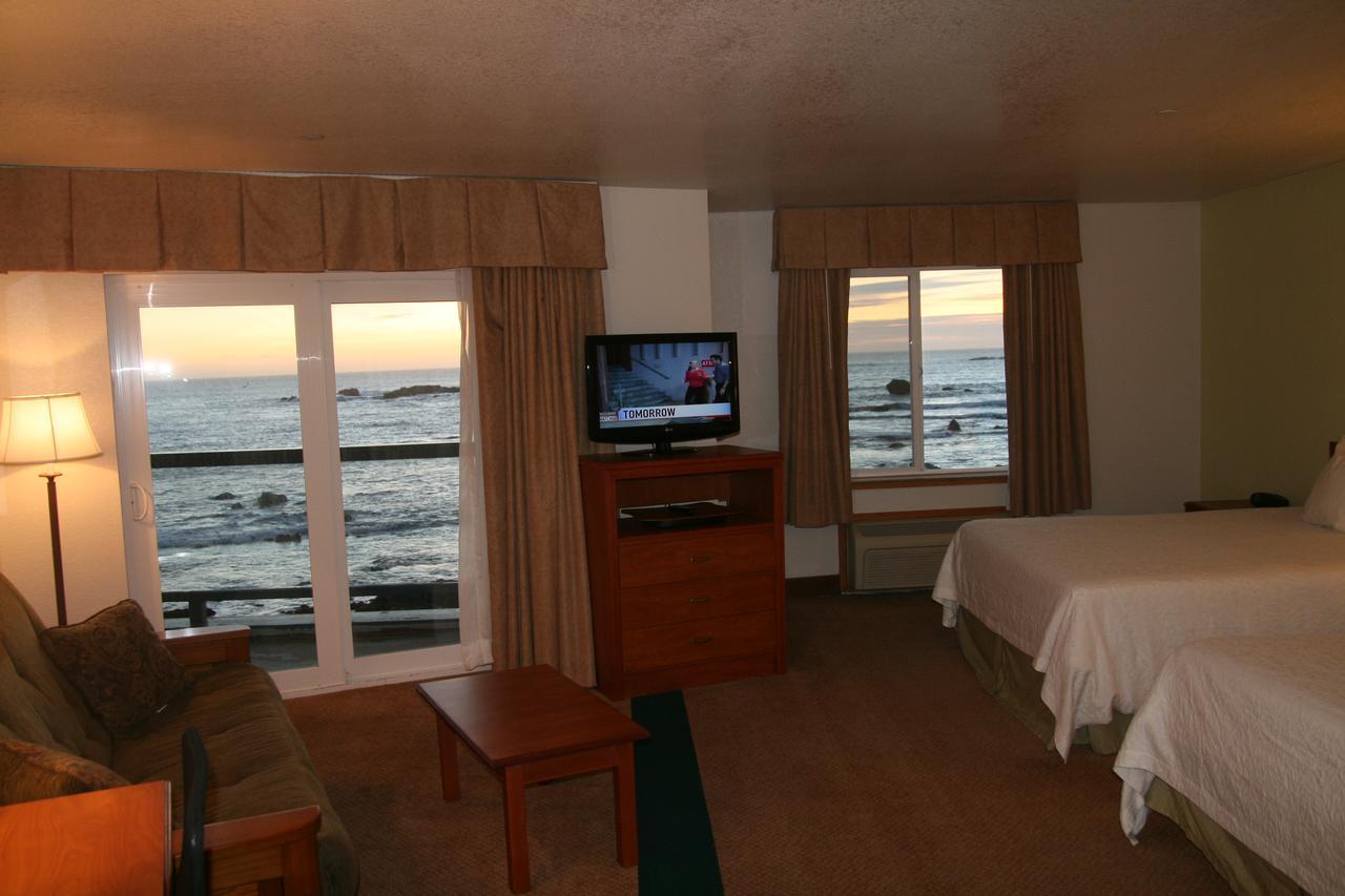 קרסנט סיטי Oceanfront Lodge מראה חיצוני תמונה